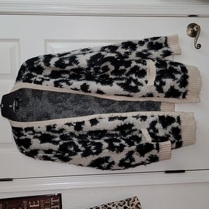 Leopard print Forever 21 cardigan size Small